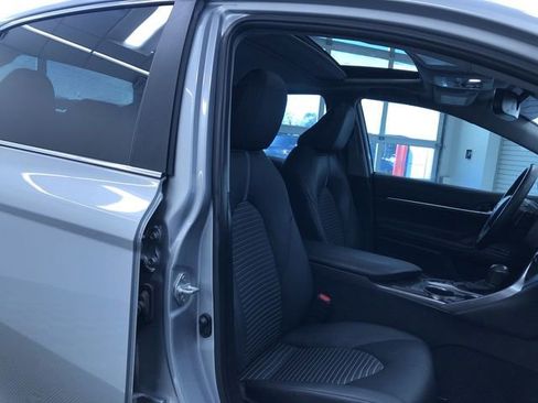 Used 2023 Toyota Camry SE image 23