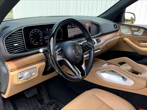 Used 2024 Mercedes-Benz GLE 350 4MATIC image 13