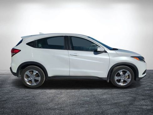 Used 2022 Honda HR-V LX image 2