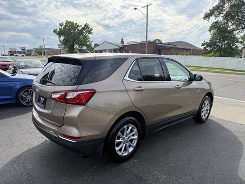 Used 2018 Chevrolet Equinox LT w/ LPO, Protection Package FWD image 6
