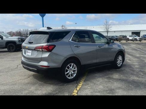 Used 2024 Chevrolet Equinox LT w/ LPO, Floor Liner Package image 31