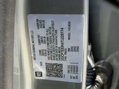 New 2026 Chevrolet Colorado Trail Boss w/ Midnight Edition AWD/4WD image 27