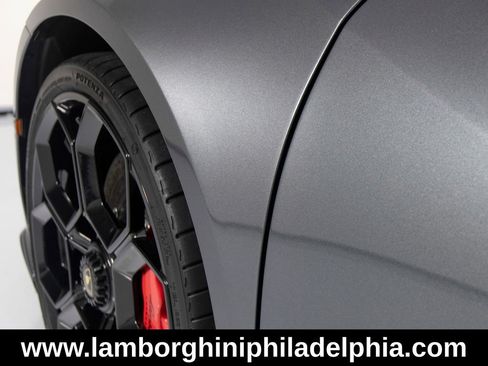 Used 2023 Lamborghini Huracan Tecnica RWD image 49