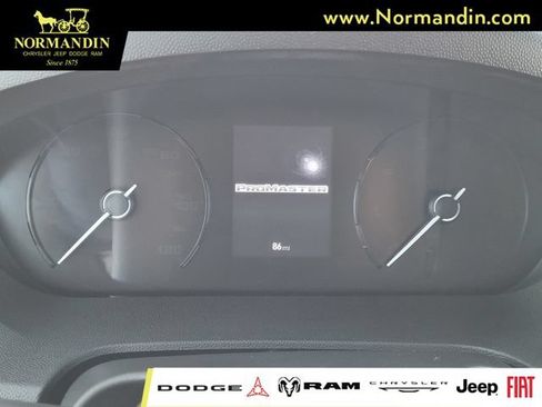 Used 2024 RAM ProMaster 2500 w/ Convenience Group FWD image 8