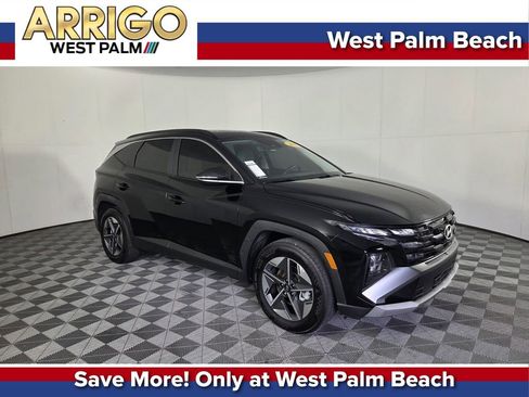 Used 2025 Hyundai Tucson SEL FWD image 1