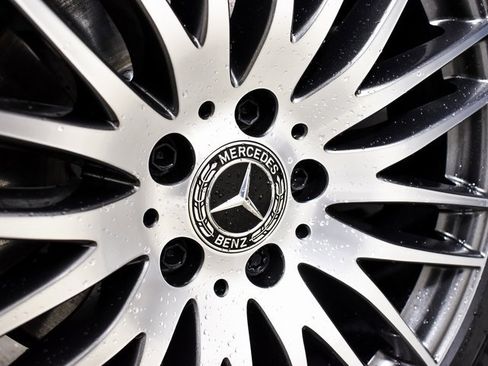 Certified 2025 Mercedes-Benz GLC 300 image 16