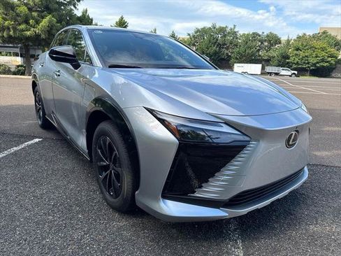 Certified 2026 Lexus RZ 450e AWD w/ Technology Package image 6