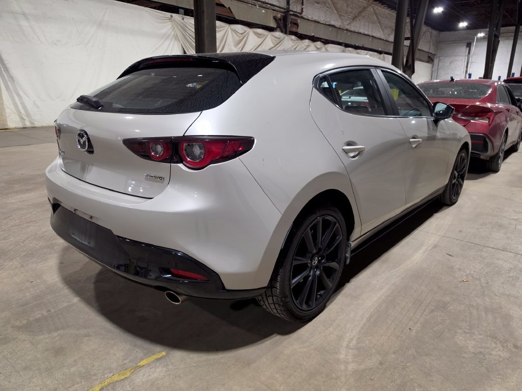 Used 2024 MAZDA MAZDA3 s FWD image 2