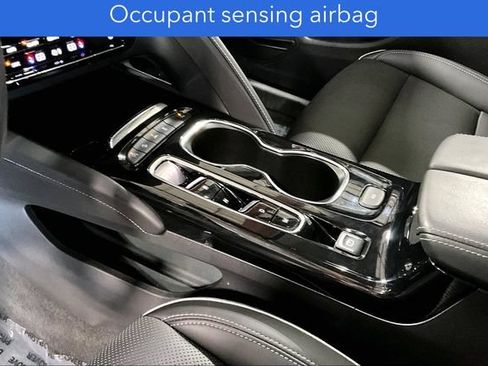 Certified 2023 Buick Envision Essence AWD/4WD image 19
