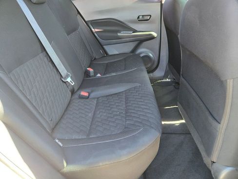 Used 2021 Nissan Kicks S image 18