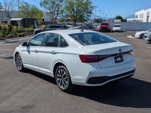 New 2026 Volkswagen Jetta Sport FWD image 8