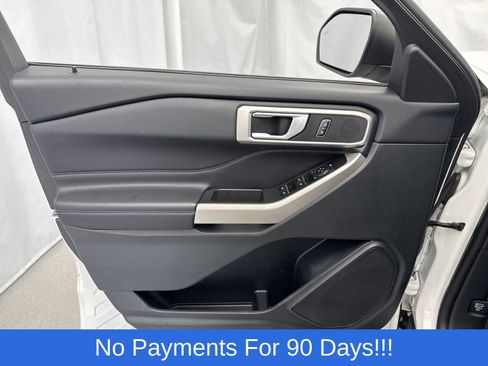 Certified 2023 Ford Explorer XLT w/ Equipment Group 202A image 12
