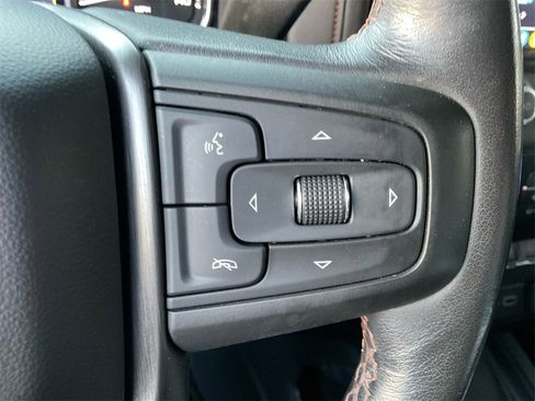 Used 2021 GMC Sierra 1500 AT4 w/ AT4 Premium Package image 33