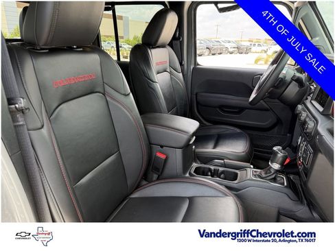 Used 2023 Jeep Gladiator Rubicon w/ LED Lighting Group AWD/4WD image 25