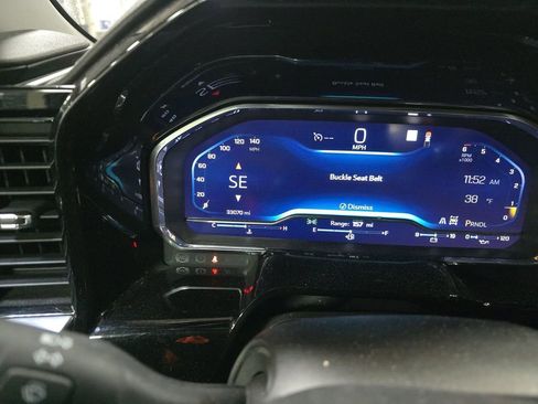 Used 2023 Chevrolet Silverado 1500 LT image 2