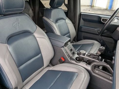 Used 2024 Ford Bronco Outer Banks w/ Sasquatch Package image 28