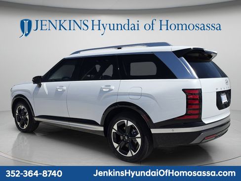 New 2026 Hyundai Palisade Limited FWD image 8