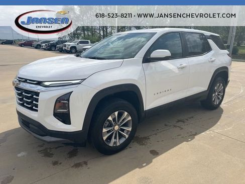 Used 2025 Chevrolet Equinox LT image 3