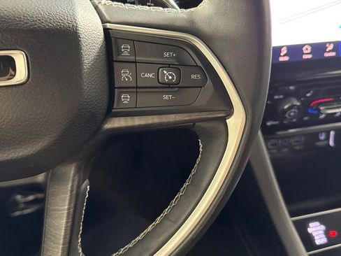 Used 2022 Jeep Grand Cherokee Limited 4xe AWD/4WD image 32