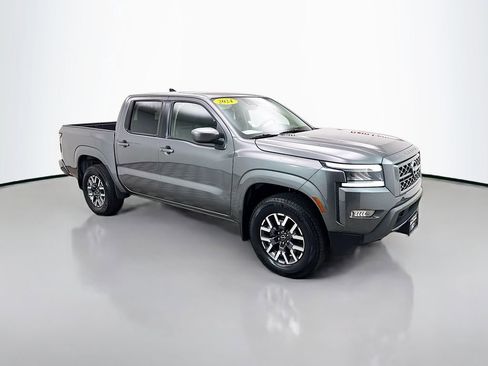 Used 2024 Nissan Frontier SL w/ Technology Package image 1