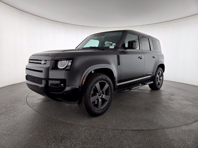 Used 2026 Land Rover Defender 110 V8 AWD/4WD image 28