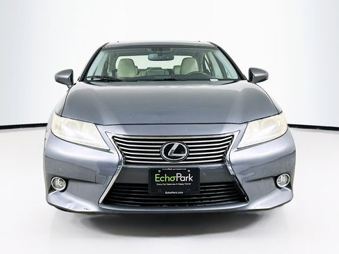 Used 2013 Lexus ES 350 w/ Premium Pkg image 2