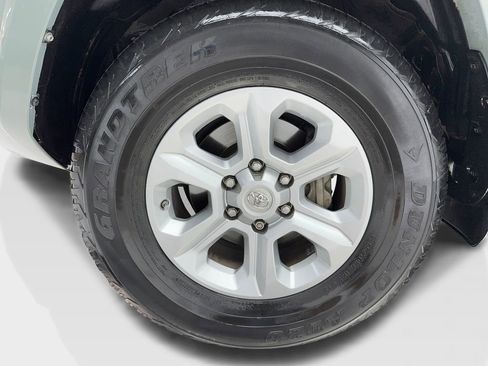 Used 2020 Toyota 4Runner SR5 image 42