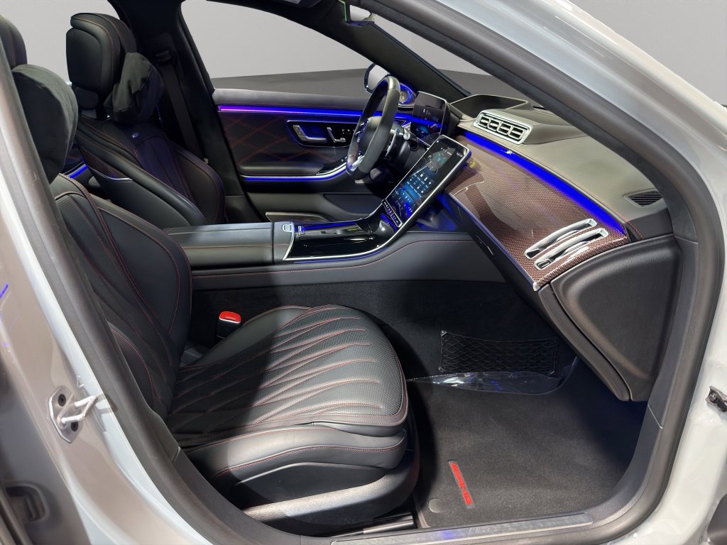 Used 2024 Mercedes-Benz S 63 AMG S w/ Rear Seat Package image 24