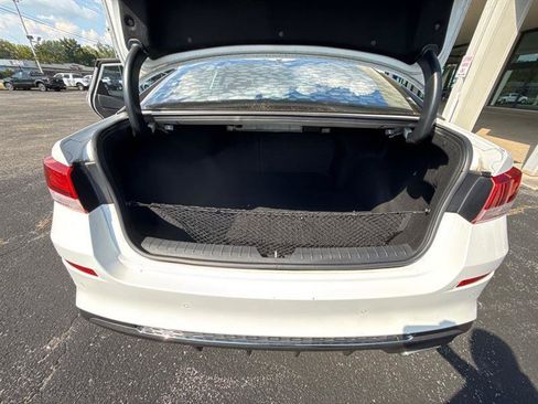 Used 2019 Kia Optima LX FWD image 15
