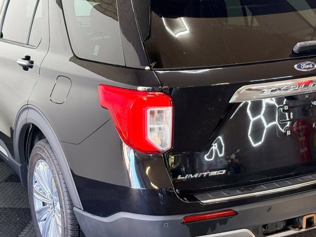 Used 2021 Ford Explorer Limited w/ Hybrid Equipment Group 310A AWD/4WD image 8
