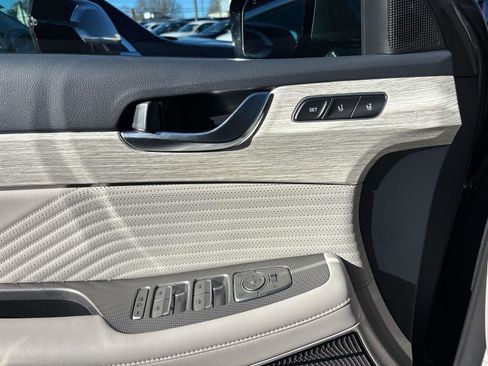 Certified 2023 Hyundai Palisade Calligraphy w/ Cargo Package image 16