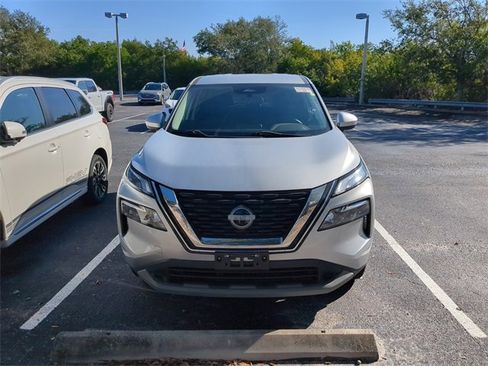 Used 2023 Nissan Rogue SV image 7