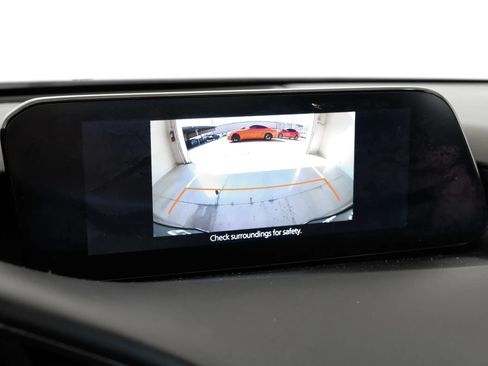 Used 2019 MAZDA MAZDA3 Hatchback w/ Preferred Package FWD image 19