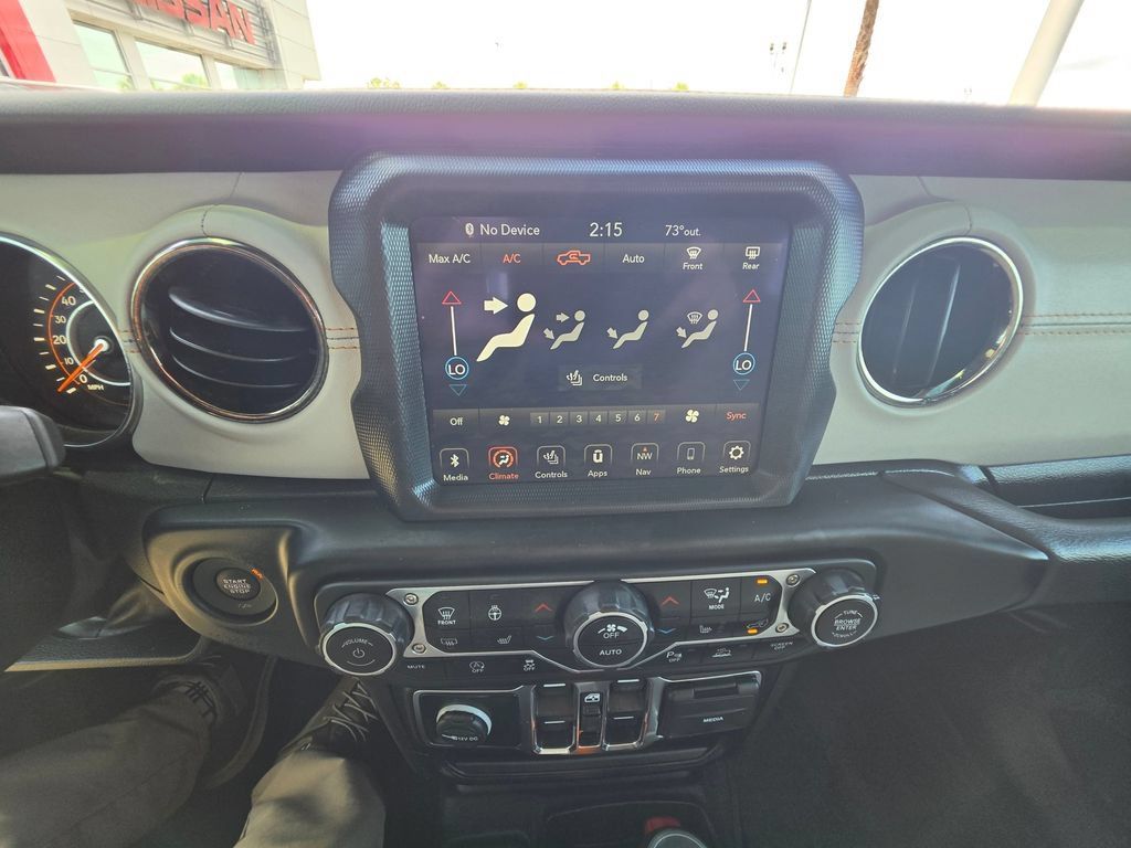 Used 2023 Jeep Gladiator Overland AWD/4WD image 20