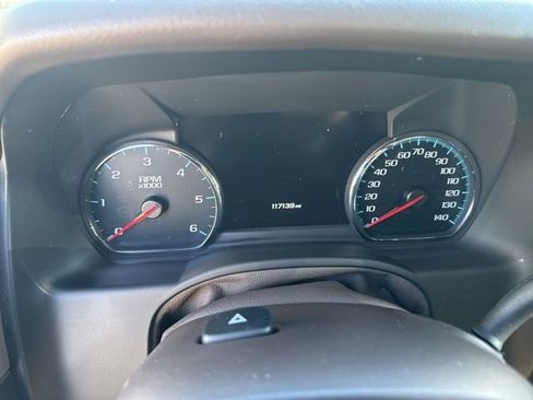 Used 2018 GMC Yukon Denali w/ Open Road Package image 5