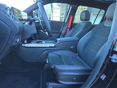 Certified 2025 Mercedes-Benz GLB 35 AMG 4MATIC image 10