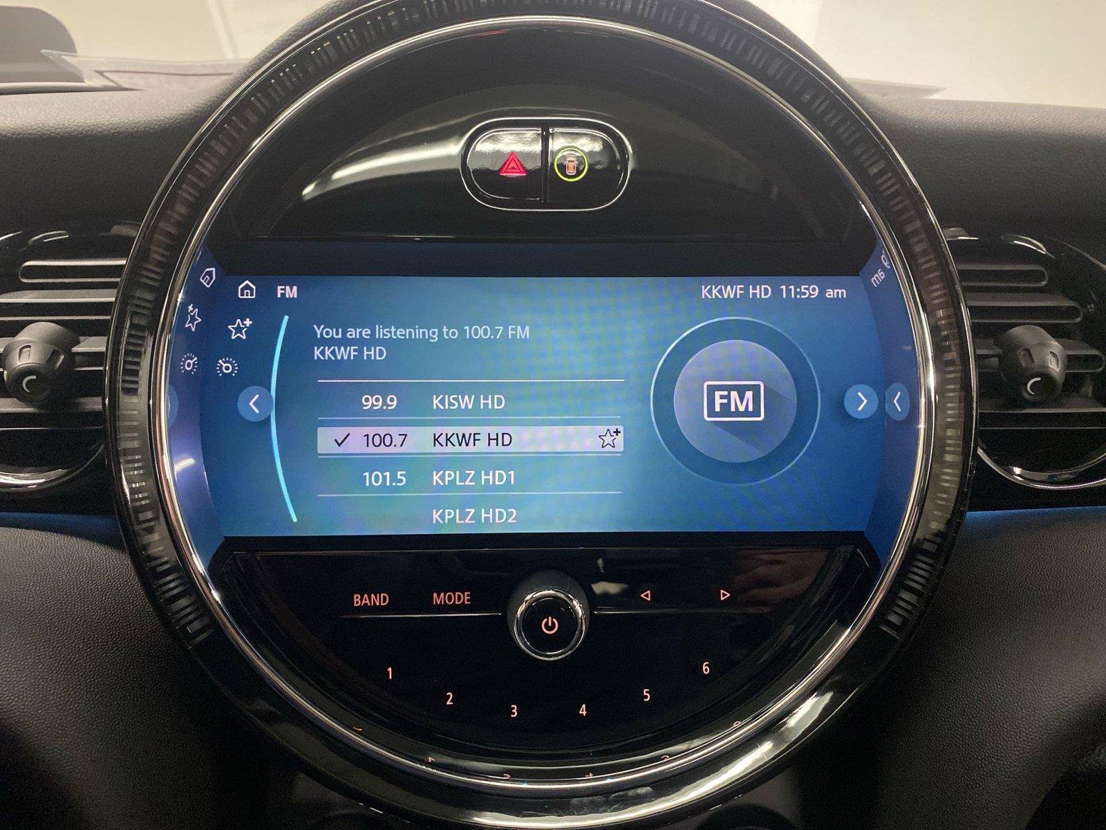 Used 2024 MINI Cooper SE FWD image 16
