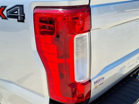 Used 2018 Ford F250 XLT image 14