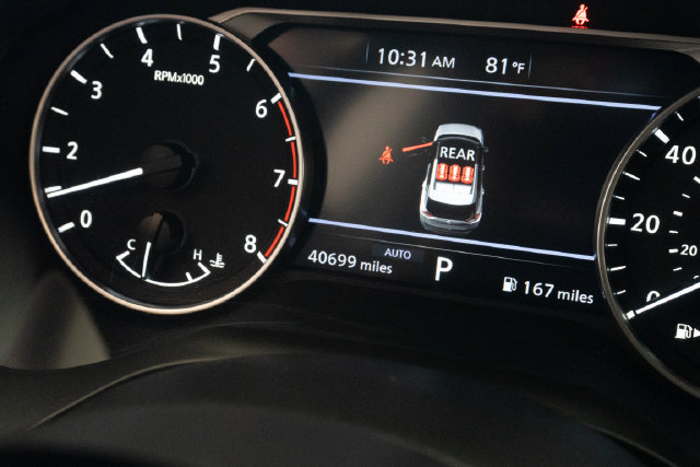 Used 2023 Nissan Rogue SV AWD/4WD image 14