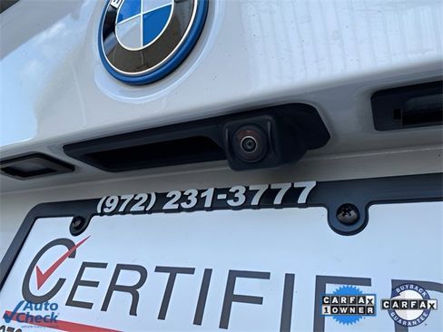 Used 2024 BMW 330e w/ Convenience Package image 71