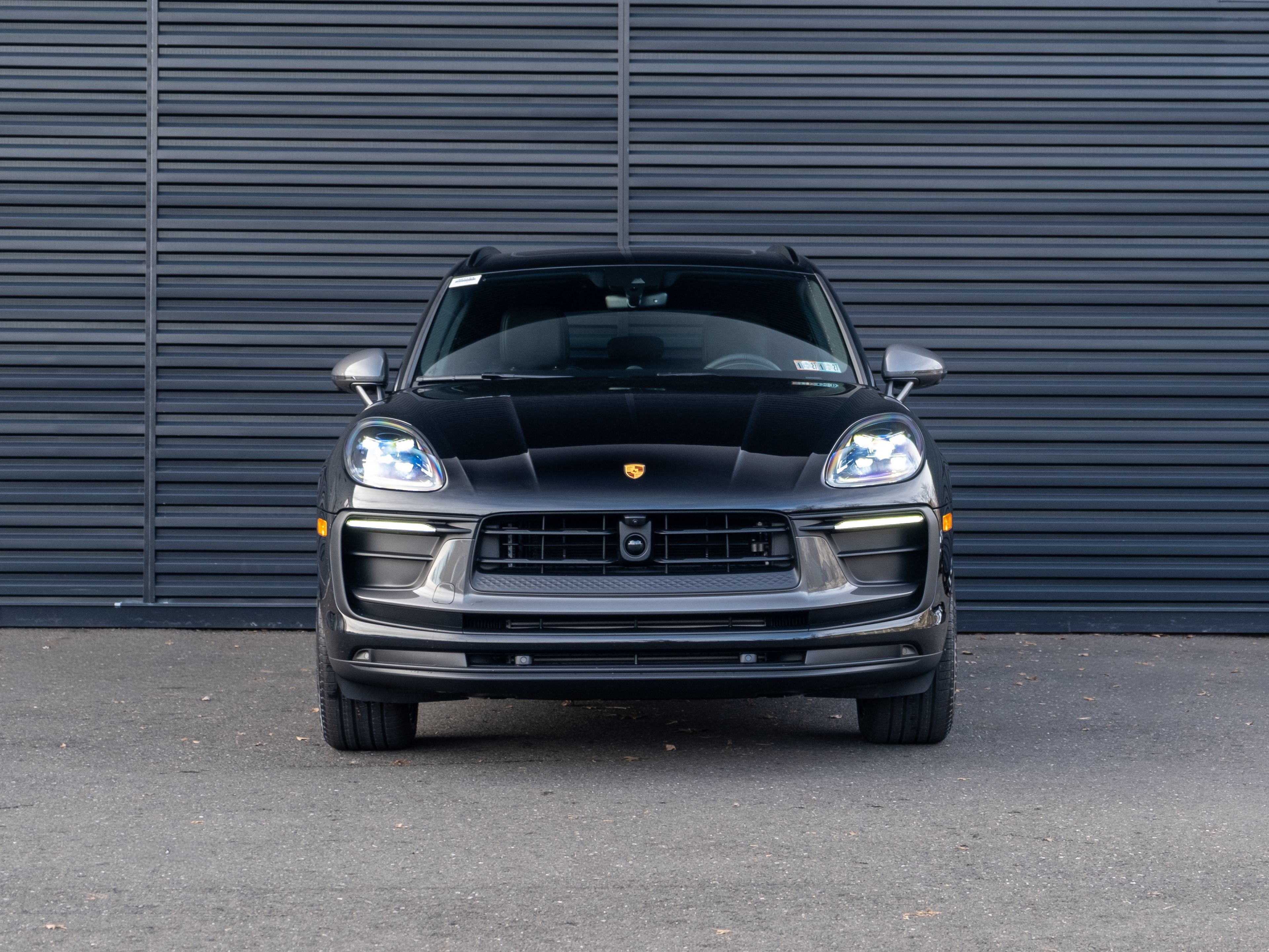 Certified 2026 Porsche Macan Turbo AWD/4WD image 11