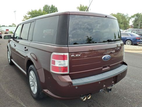 Used 2010 Ford Flex SE FWD image 4