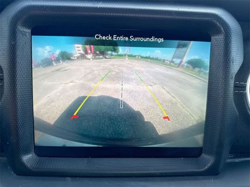 Used 2020 Jeep Wrangler Unlimited Sahara w/ Dual Top Group image 28