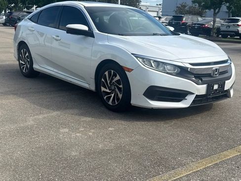 Used 2017 Honda Civic EX image 6