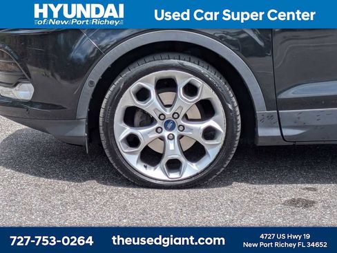 Used 2015 Ford Escape Titanium w/ Equipment Group 301A FWD image 10