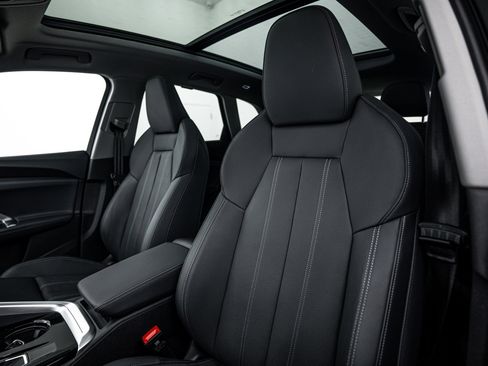 Used 2025 Audi Q5 Premium Plus w/ Premium Plus image 18