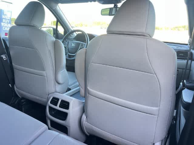 Certified 2017 Honda Ridgeline RTL-T image 13