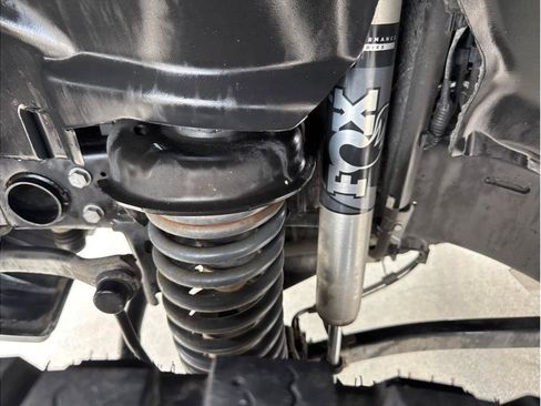 Used 2018 Jeep Wrangler Unlimited Sport S AWD/4WD image 49