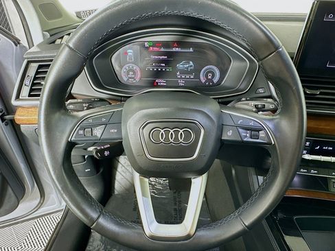 Used 2022 Audi Q5 2.0T Premium Plus w/ Premium Plus Package image 19