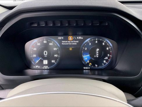 Used 2021 Volvo XC90 T5 Momentum w/ Advanced Package AWD/4WD image 27